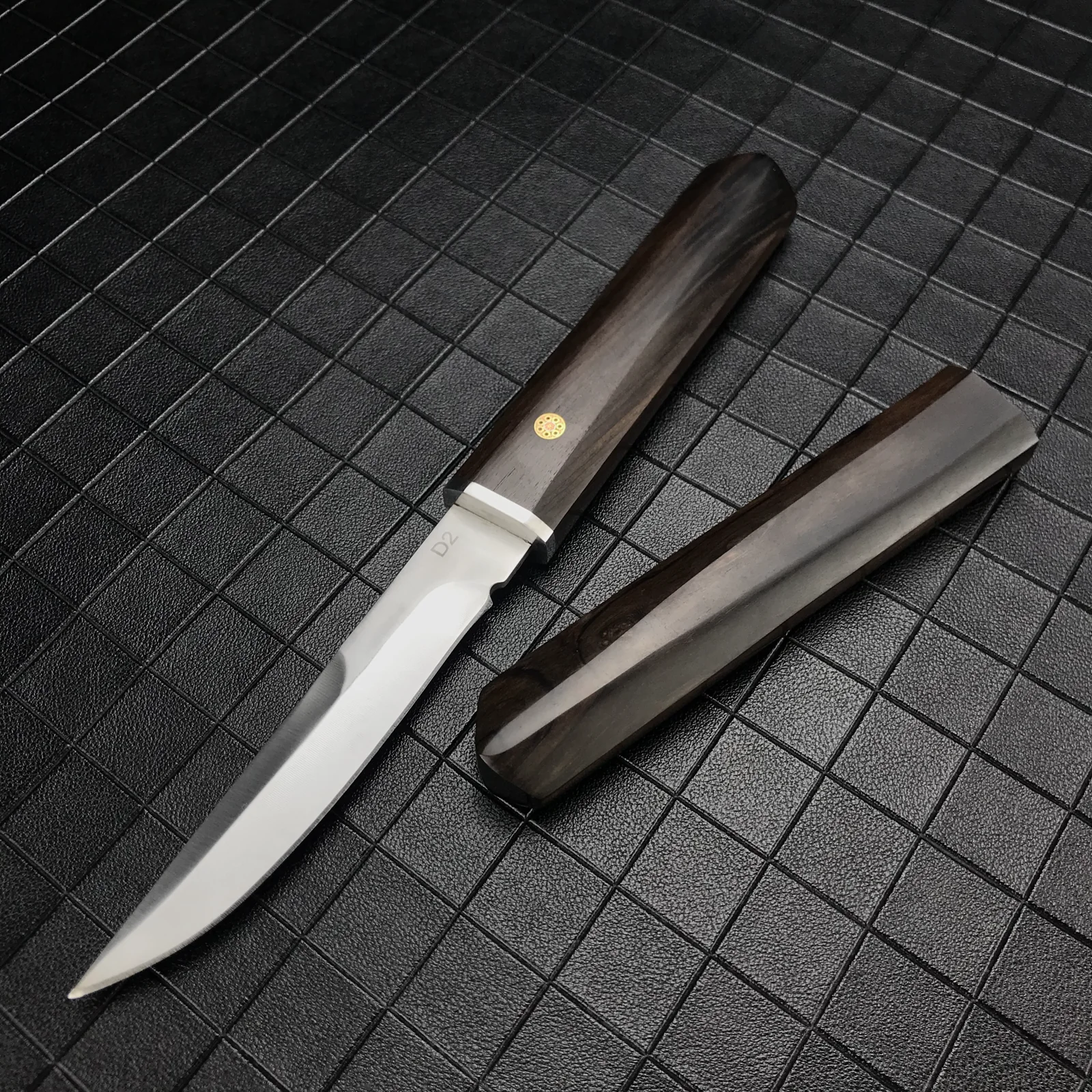 FB743 wholesale and custom knife style